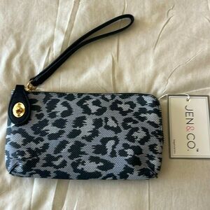 Jen @& Co Wrislet or Small Crossbody